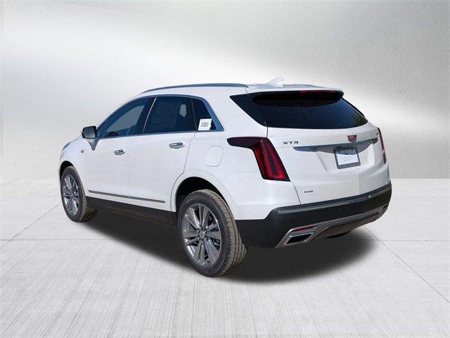 new 2025 Cadillac XT5 car, priced at $56,039