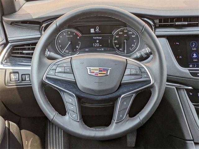 new 2025 Cadillac XT5 car, priced at $55,615