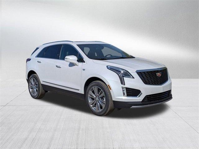 new 2025 Cadillac XT5 car, priced at $55,740