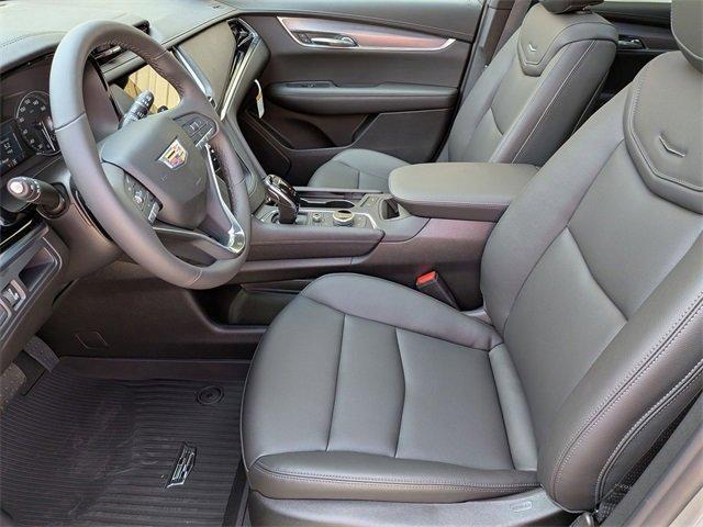 new 2025 Cadillac XT6 car, priced at $53,539