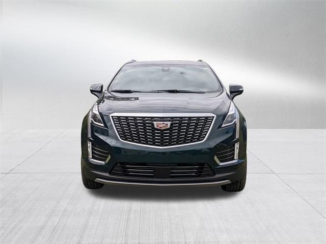 new 2025 Cadillac XT5 car, priced at $58,585