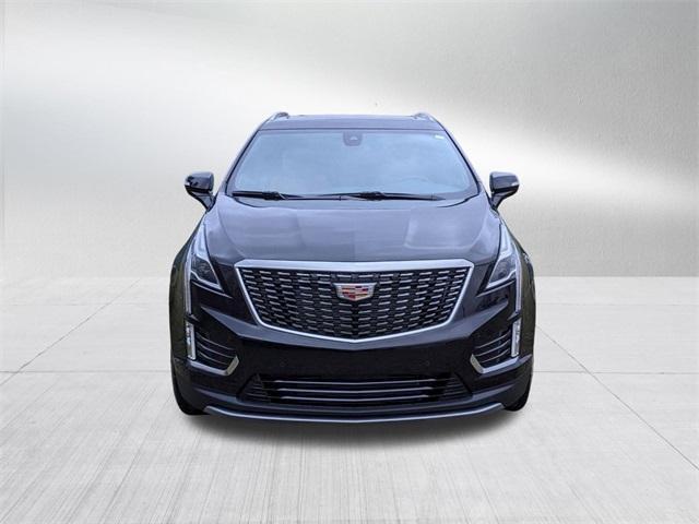 new 2025 Cadillac XT5 car, priced at $56,309