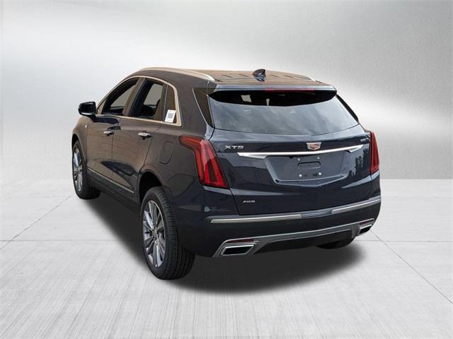 new 2025 Cadillac XT5 car, priced at $55,010