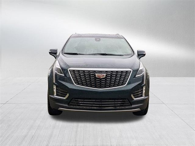 new 2025 Cadillac XT5 car, priced at $55,010