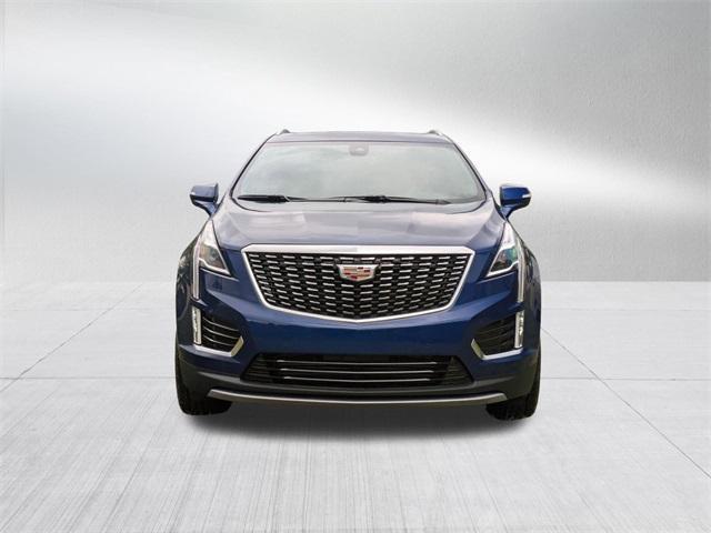 new 2025 Cadillac XT5 car, priced at $55,010