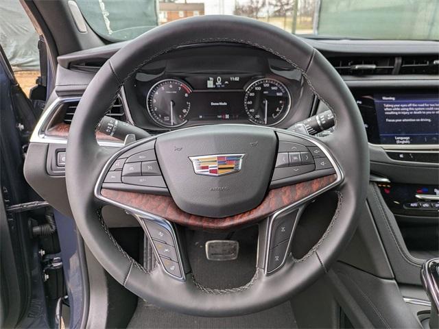 new 2025 Cadillac XT5 car, priced at $61,354
