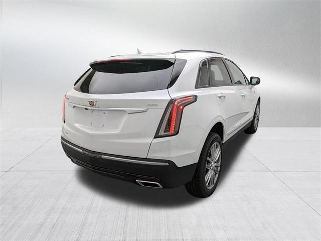 new 2025 Cadillac XT5 car, priced at $60,210