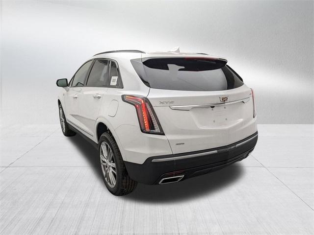 new 2025 Cadillac XT5 car, priced at $60,210