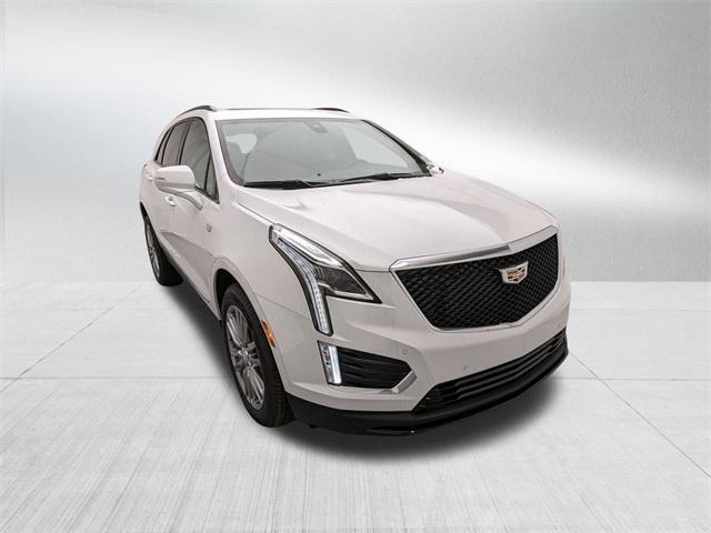 new 2025 Cadillac XT5 car, priced at $60,210