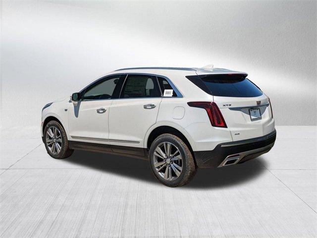 new 2025 Cadillac XT5 car, priced at $56,009
