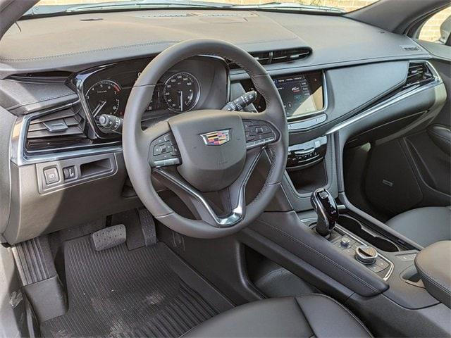 new 2025 Cadillac XT6 car, priced at $53,664