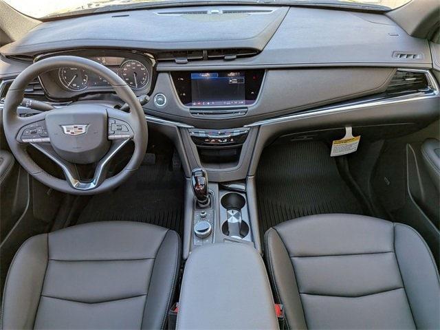 new 2025 Cadillac XT6 car, priced at $54,164