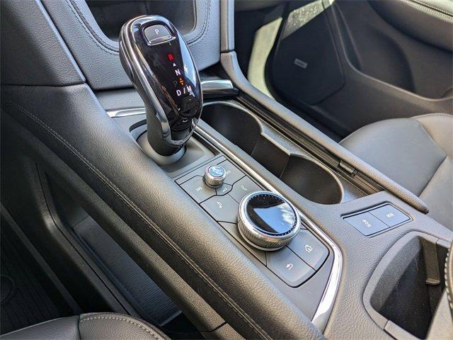 new 2025 Cadillac XT6 car, priced at $53,539