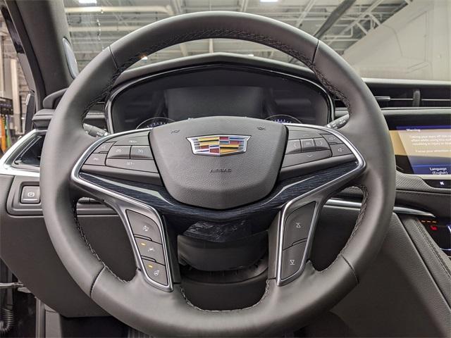 new 2025 Cadillac XT5 car, priced at $58,585