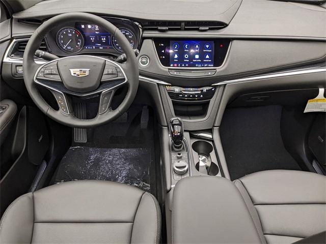 new 2025 Cadillac XT5 car, priced at $58,585