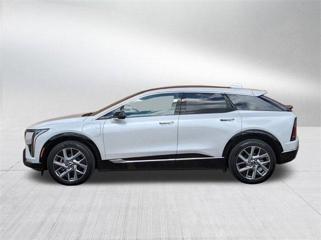 new 2025 Cadillac OPTIQ car, priced at $55,990