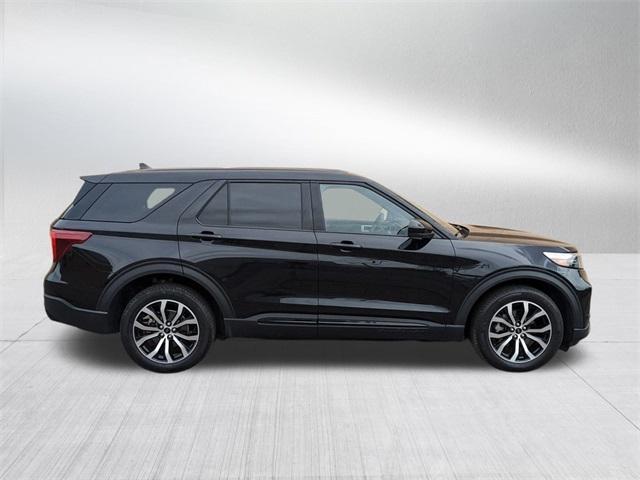 used 2022 Ford Explorer car, priced at $37,336