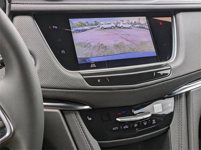 new 2025 Cadillac XT5 car, priced at $55,409