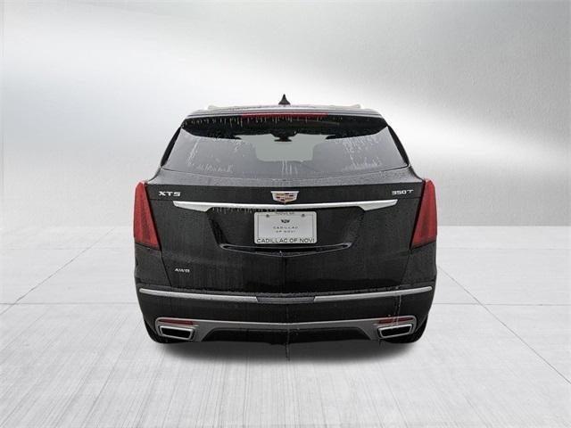 new 2025 Cadillac XT5 car, priced at $55,010