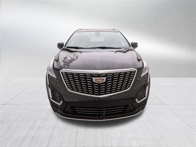 new 2025 Cadillac XT5 car, priced at $55,010