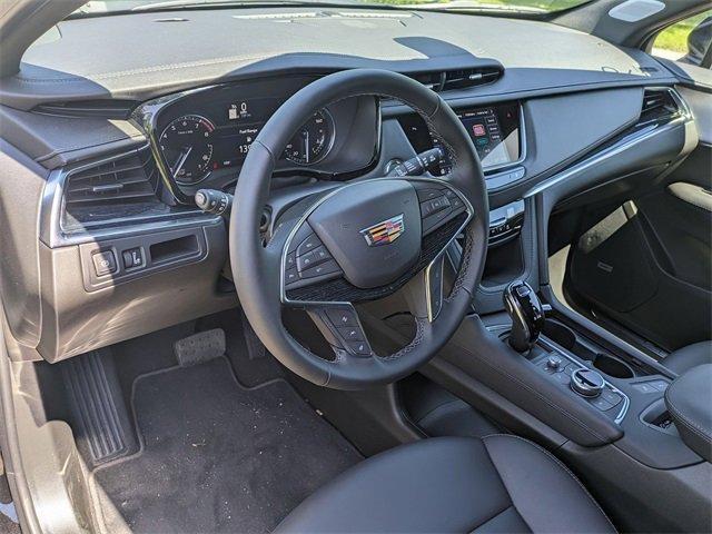 new 2025 Cadillac XT5 car, priced at $55,715