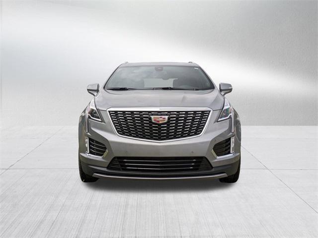 new 2025 Cadillac XT5 car, priced at $54,385