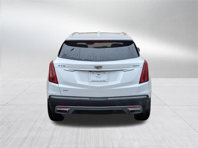 new 2025 Cadillac XT5 car, priced at $55,610