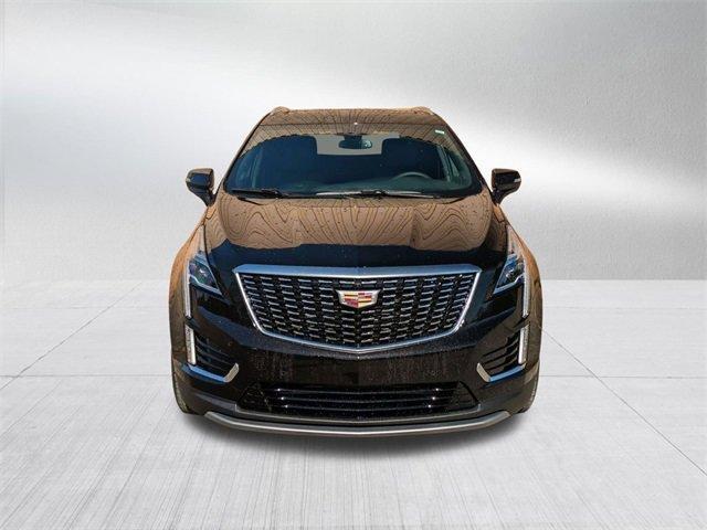 new 2025 Cadillac XT5 car, priced at $55,409