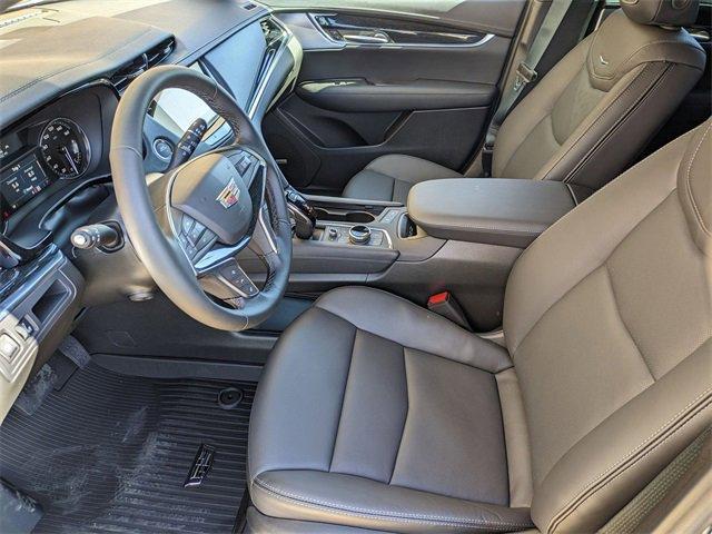 new 2025 Cadillac XT5 car, priced at $55,409