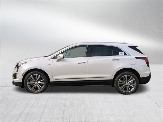 new 2025 Cadillac XT5 car, priced at $55,610