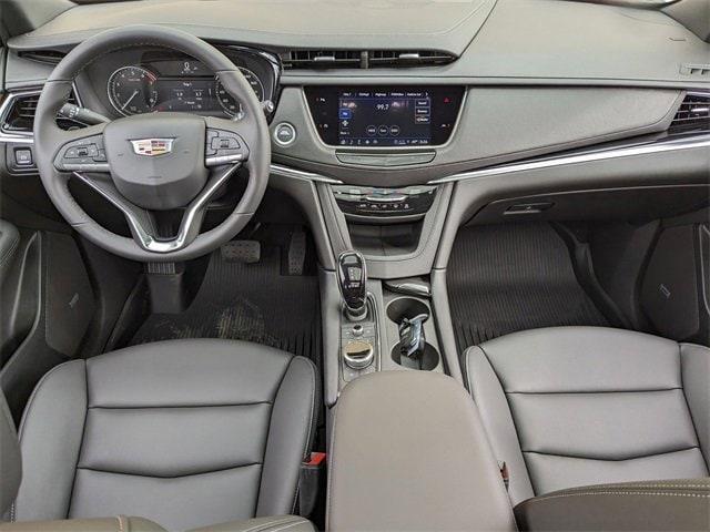 new 2025 Cadillac XT6 car, priced at $54,164