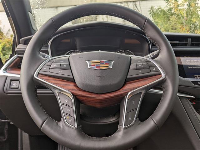 new 2025 Cadillac XT5 car, priced at $55,010