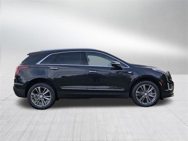 new 2025 Cadillac XT5 car, priced at $55,010