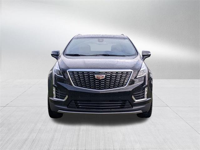 new 2025 Cadillac XT5 car, priced at $55,010