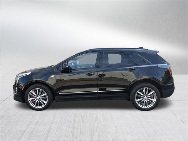 used 2022 Cadillac XT5 car, priced at $36,598