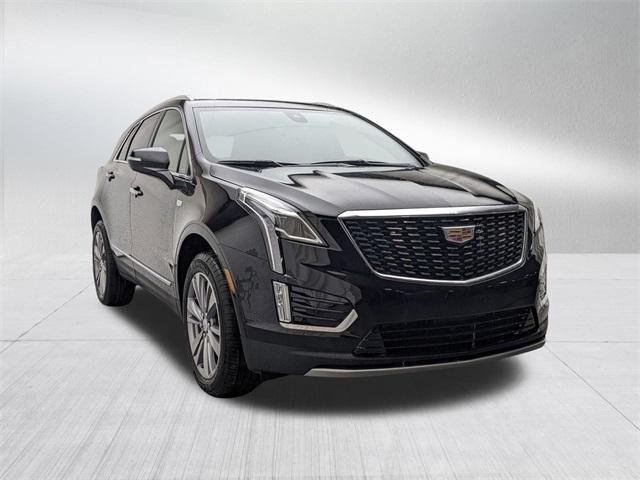 new 2025 Cadillac XT5 car, priced at $56,210