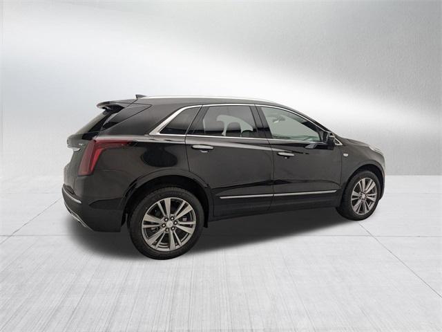 new 2025 Cadillac XT5 car, priced at $56,210