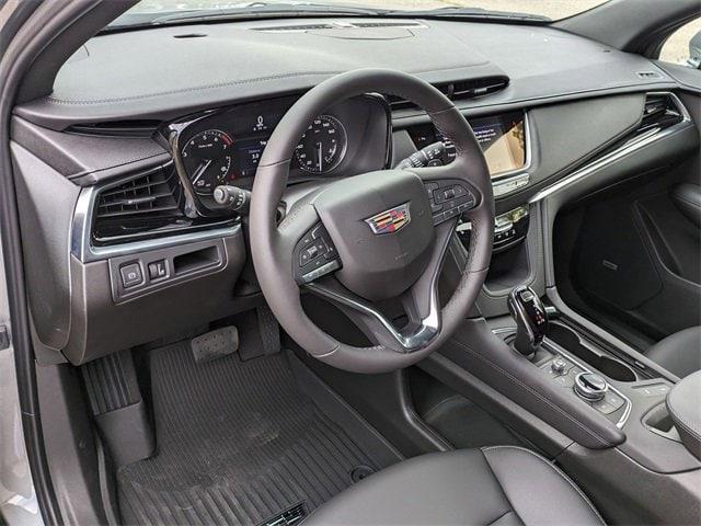 new 2025 Cadillac XT6 car, priced at $53,664