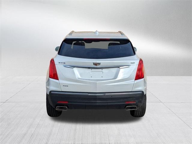 used 2018 Cadillac XT5 car, priced at $19,812