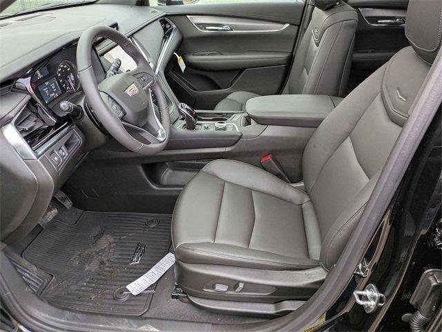 new 2025 Cadillac XT6 car, priced at $53,884