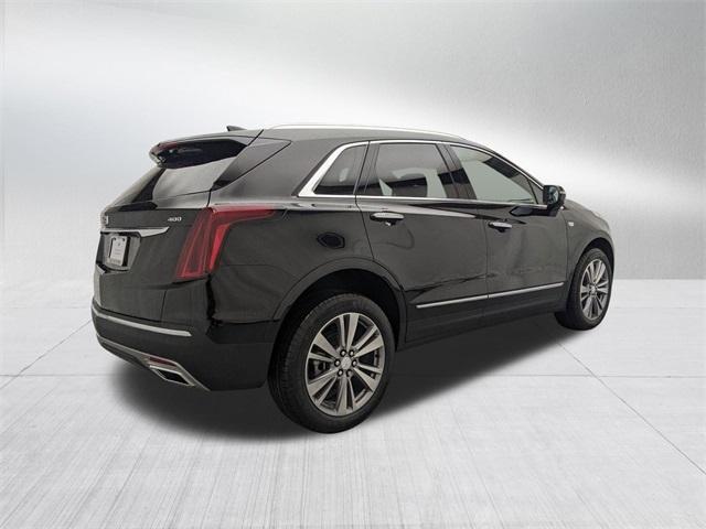 new 2025 Cadillac XT5 car, priced at $56,010