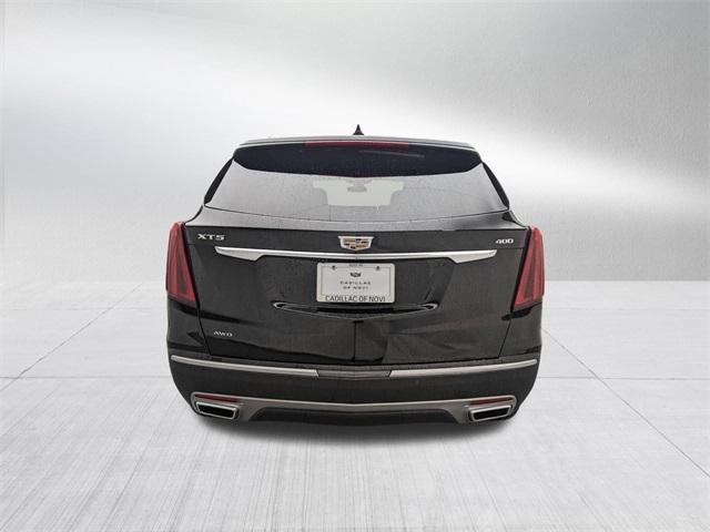 new 2025 Cadillac XT5 car, priced at $56,010