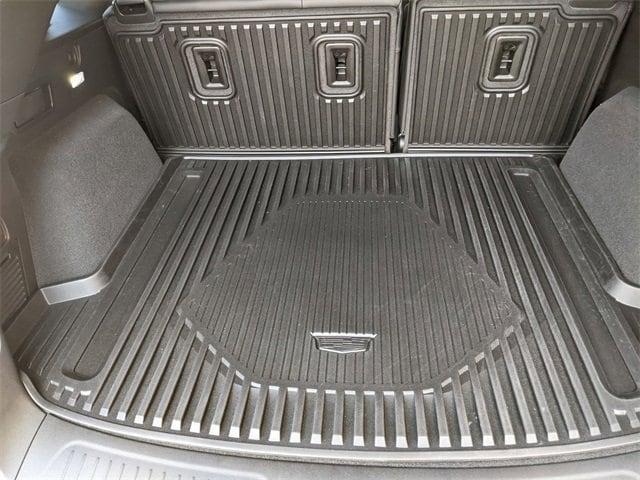 used 2024 Cadillac XT5 car, priced at $35,024