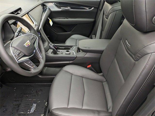 new 2025 Cadillac XT5 car, priced at $56,309