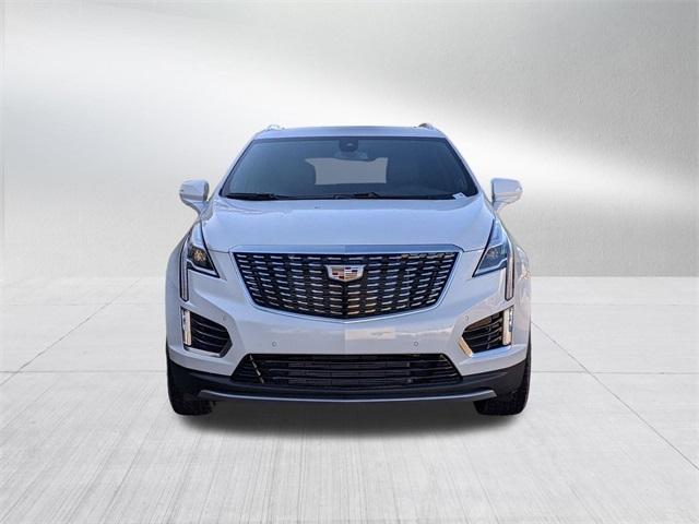 new 2025 Cadillac XT5 car, priced at $56,610