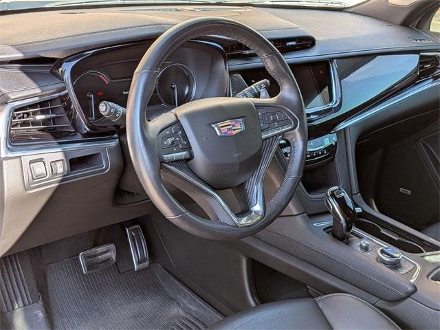 used 2024 Cadillac XT6 car, priced at $47,995