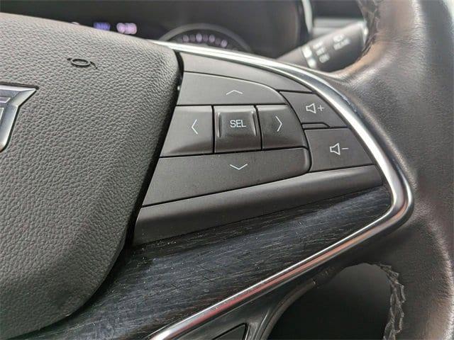used 2020 Cadillac XT5 car, priced at $23,678