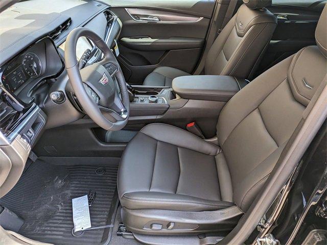 new 2025 Cadillac XT6 car, priced at $54,289