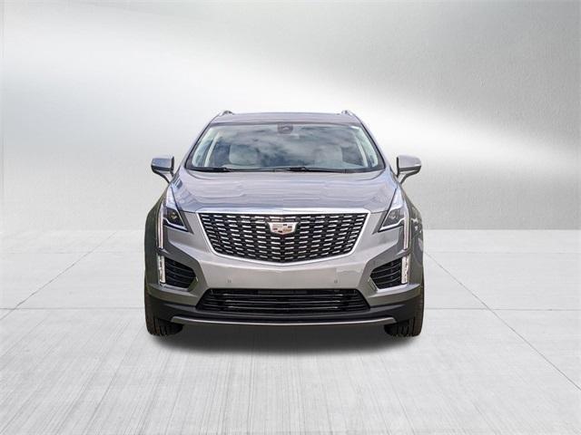 new 2025 Cadillac XT5 car, priced at $55,585