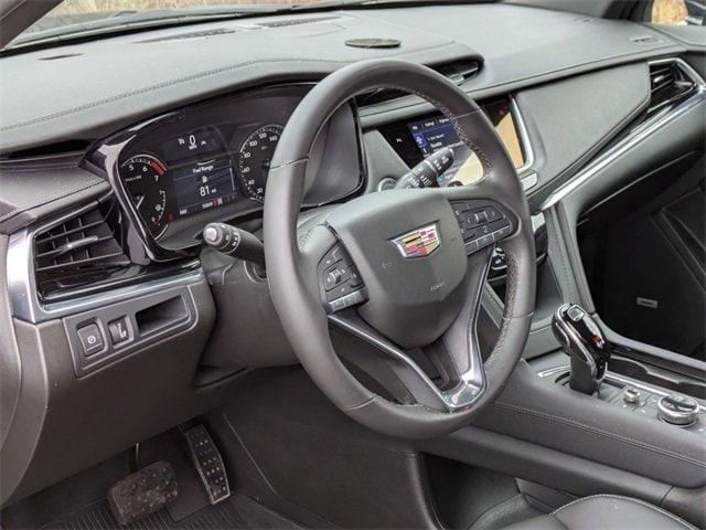 used 2024 Cadillac XT6 car, priced at $33,495